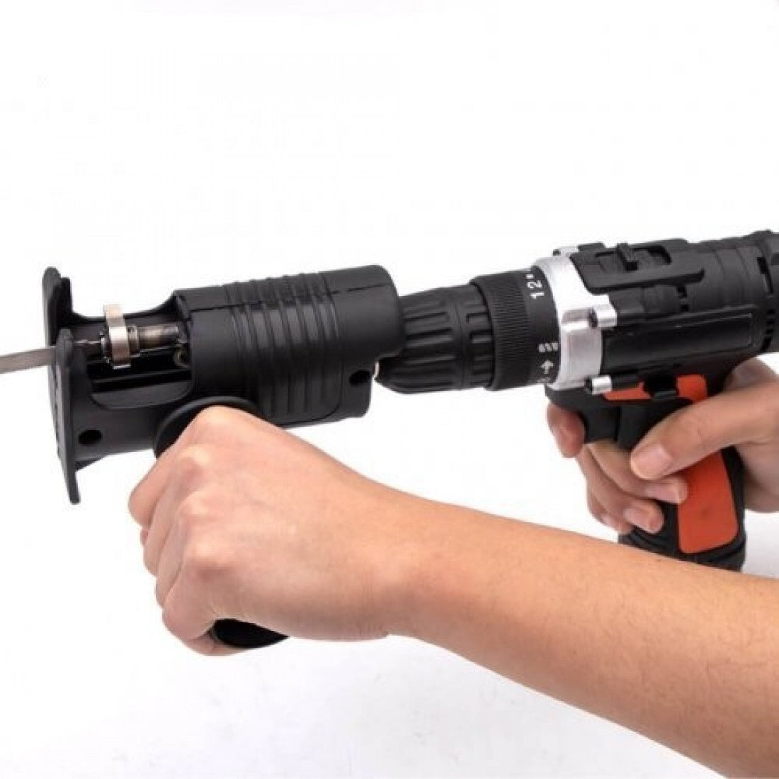 Универсален адаптер - прободен трион за винтоверт и бормашина към зеге