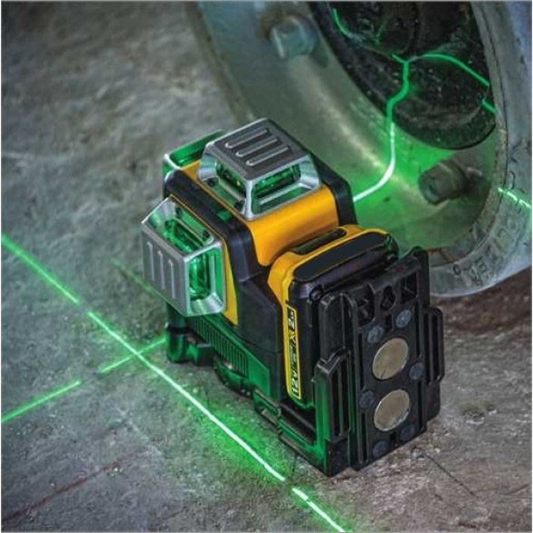 4D лазерен нивелир с 12 линии (три точков) 360° , зелен цвят